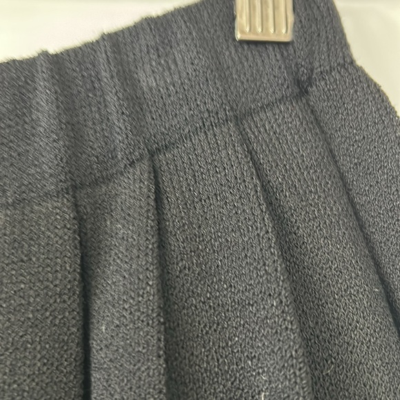 St. John Collection by Marie Grey Pleated Knit Skirt w POCKETS Black Size 8 - Picture 11 of 11